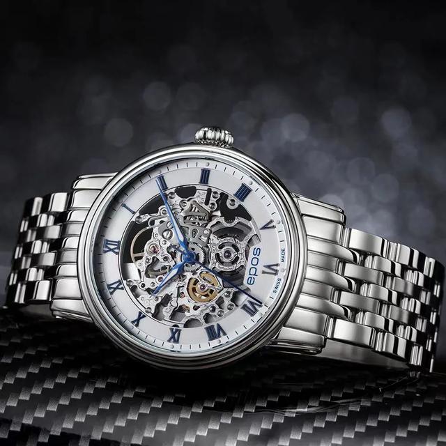 款闭眼冲不出错的手表，4万内可入，颜值和性价比都比你想得高！"
